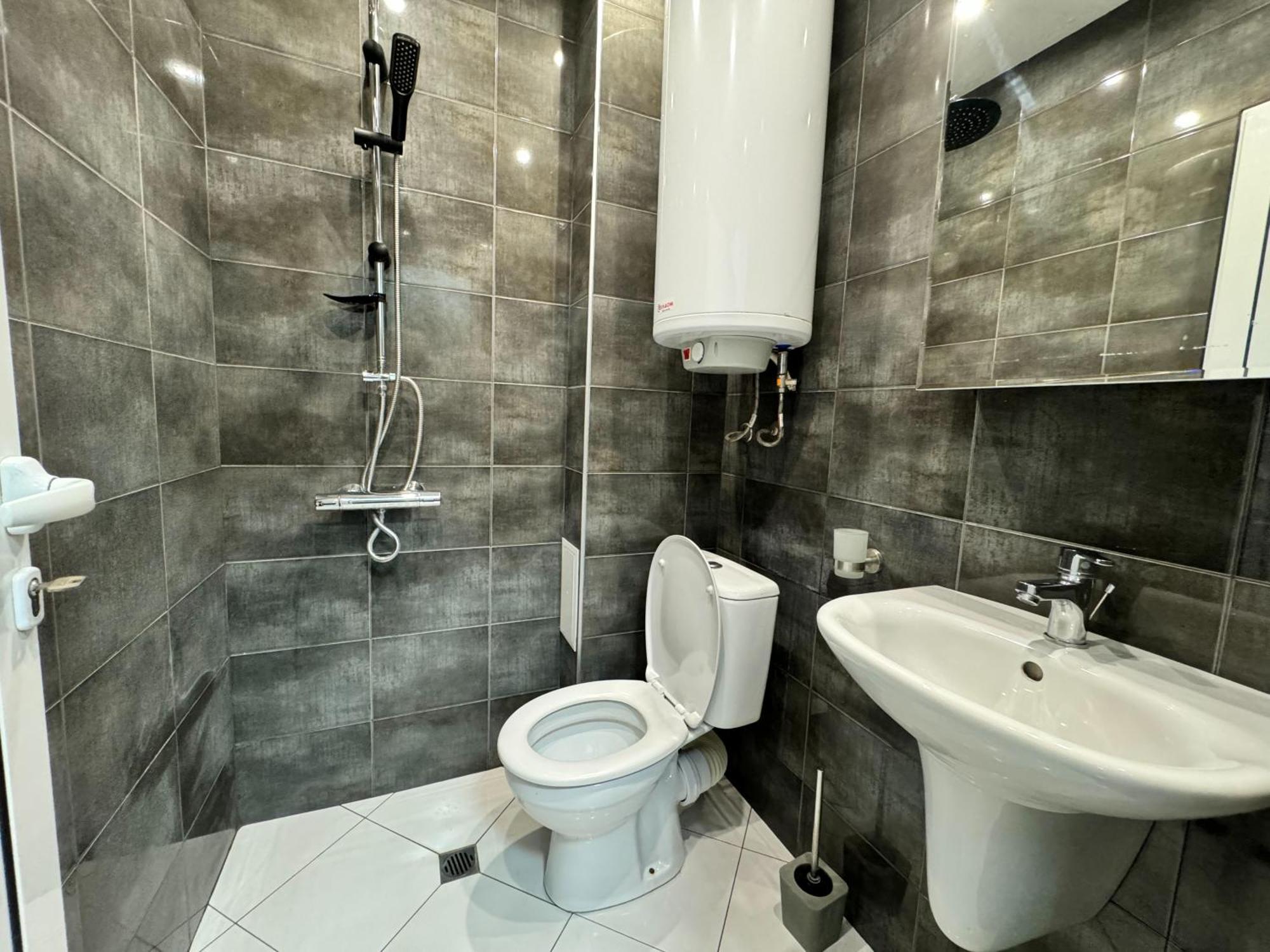 Central Studio Apartment - Varna City エクステリア 写真